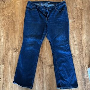 Women’s Old Navy Mid Rise Kicker Boot Cut Jeans Size 16 Short